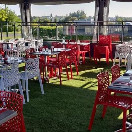 Contact Hotel Fontenay Le Comte Εξωτερικό φωτογραφία