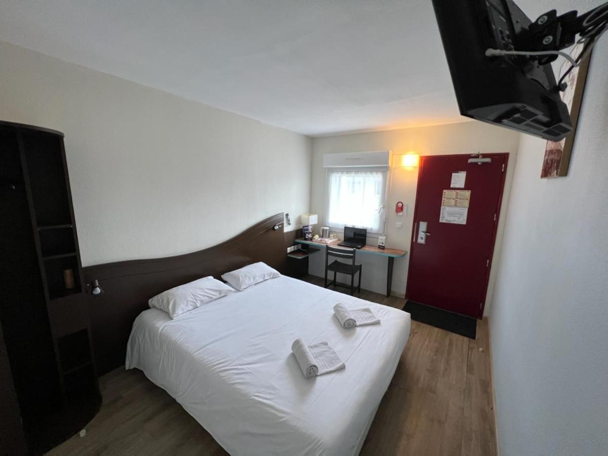 Contact Hotel Fontenay Le Comte Εξωτερικό φωτογραφία